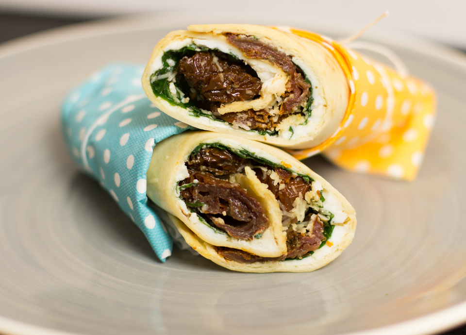 Wrap mit Tomate und Rucola by thecookingknitter.com